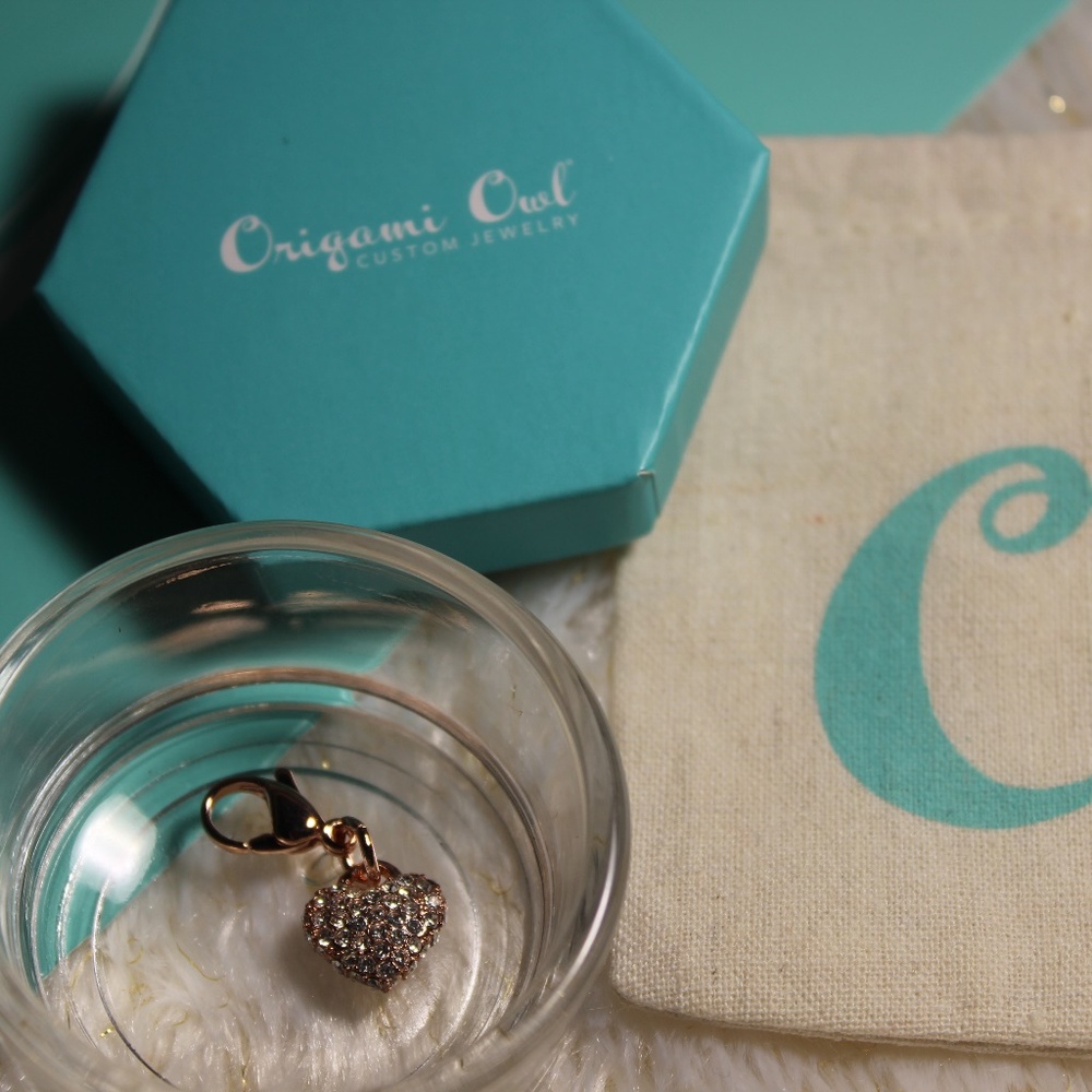 Gold single Link Heart Charm Pendant